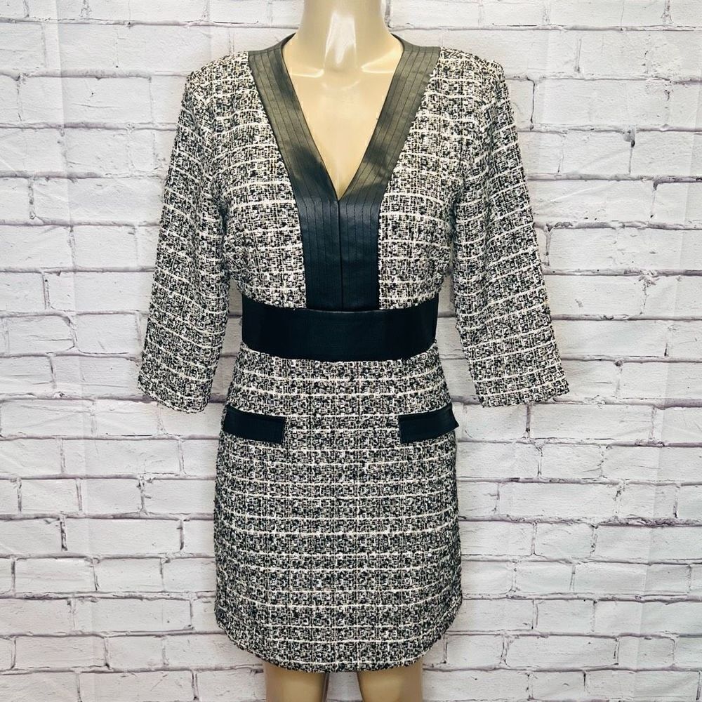 Alexia Admor Women's Black & White Zenia Tweed V-Neck Fit & Flare Dress Size 6
